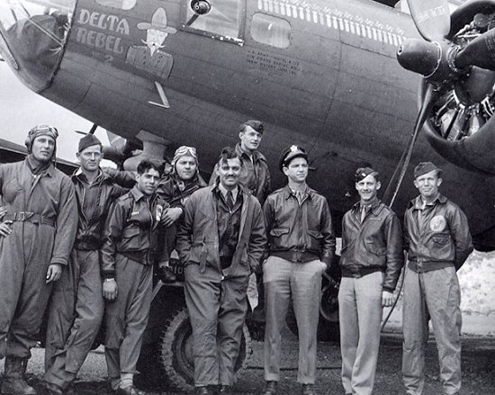 Delta Rebel No 2 - Crew with Clark Gable