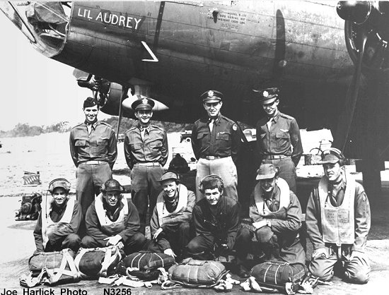 B-17 41-24523 'Li'l Audrey' and Lt Schaper's Crew