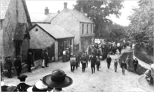Peace Parade, Town Green Road, Orwell, c1919
