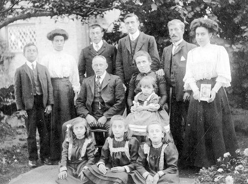 The Pratt Family, New Wimpole c1909