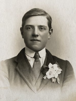 John Skinner (1900-1977), aged about 15