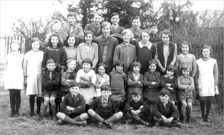 Pupils, Wimpole (C of E) School, April 1932